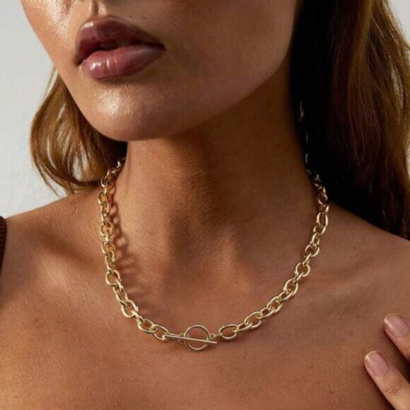 14k Gold Filled Link Chain Necklace with Toggle Clasp - Picture 6 of 6